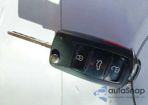 2017 Volkswagen Passat 1.8T S из США, поврежденный, VIN 1VWAT7A33HC085484